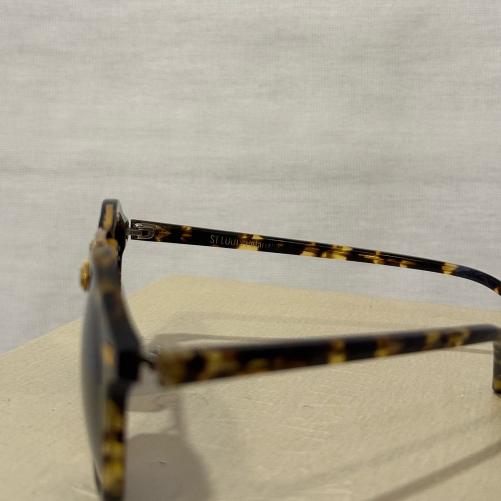 KREWE St Louis I Classic Tortoise Sunglasses with Dark Blue Lenses - Picture 5 of 10